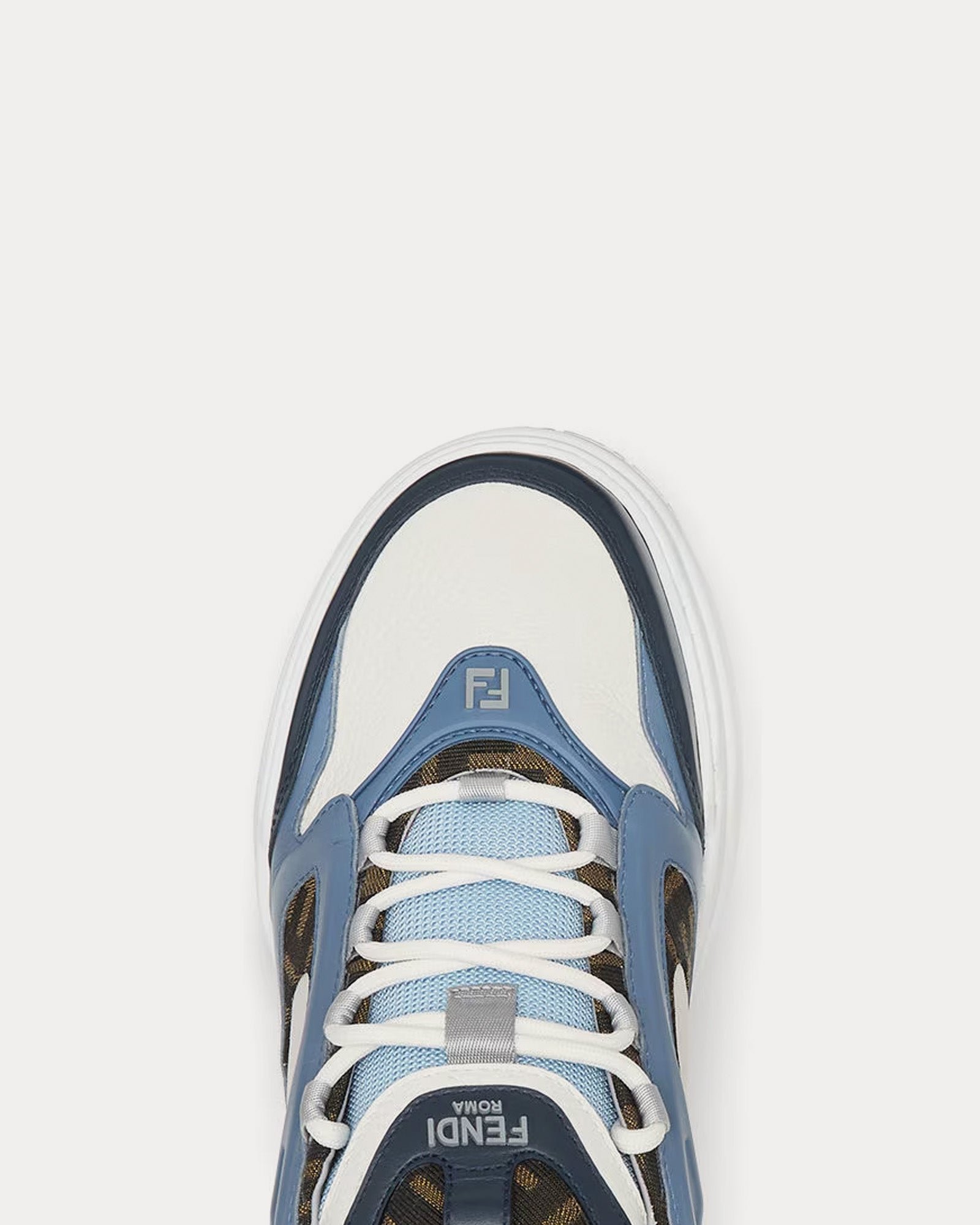 Baskets basses Fendi Force en cuir blanc / bleu clair / bleu