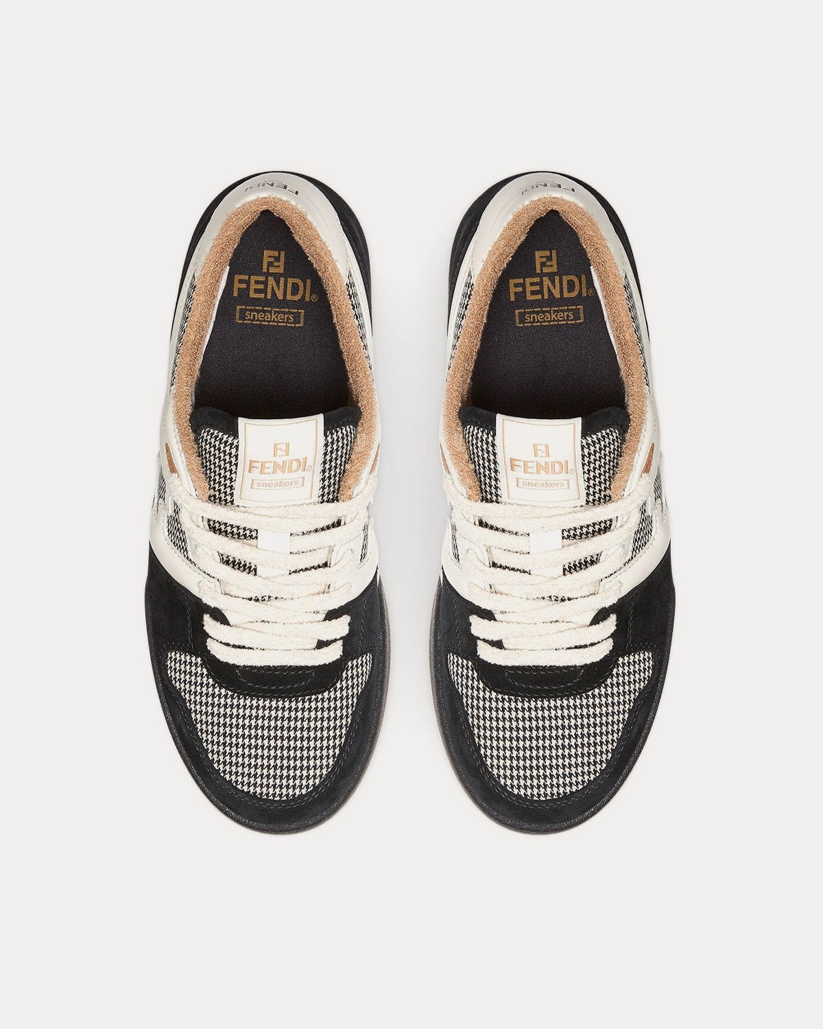 Baskets basses Fendi Match en daim noir