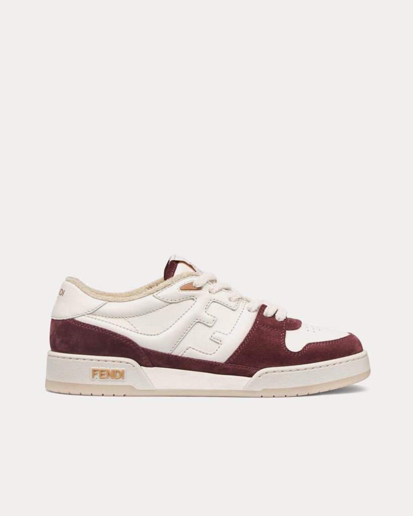 Baskets basses Fendi Match en daim blanc/bordeaux