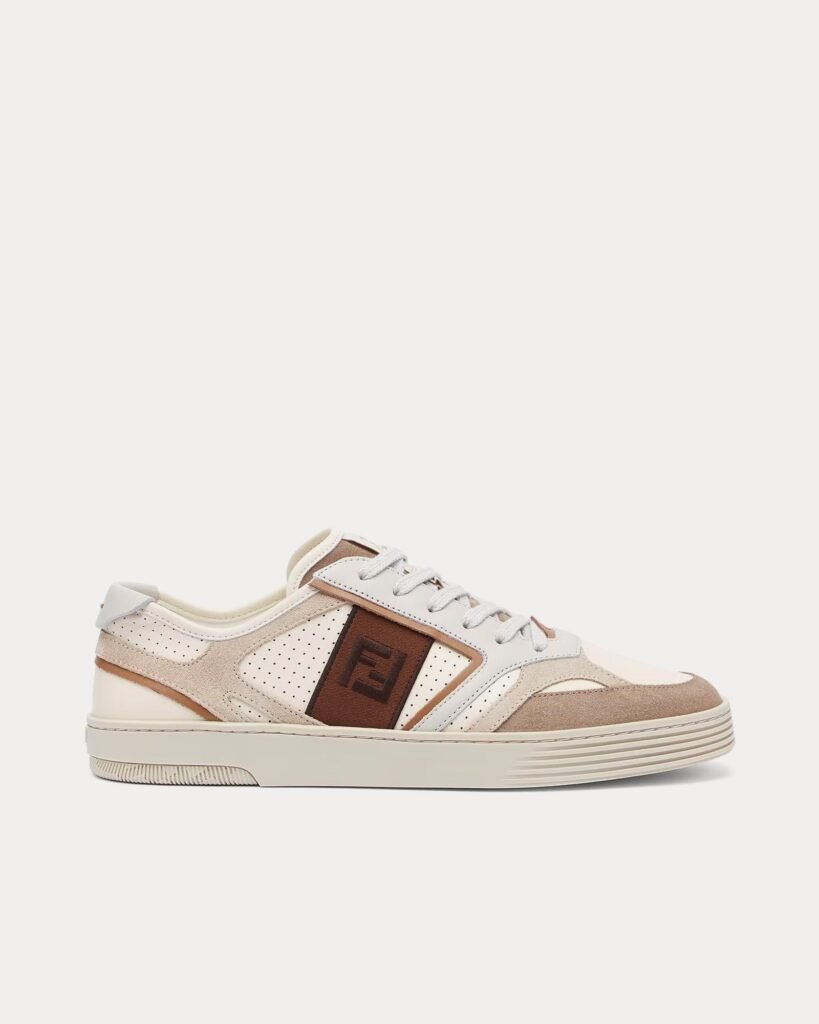 Baskets basses Fendi Step en cuir beige