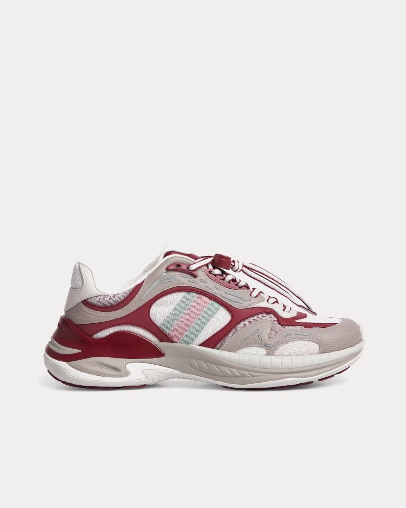 Baskets basses Gucci 2.0 en maille et cuir gris / Gucci Rosso Ancora rouge