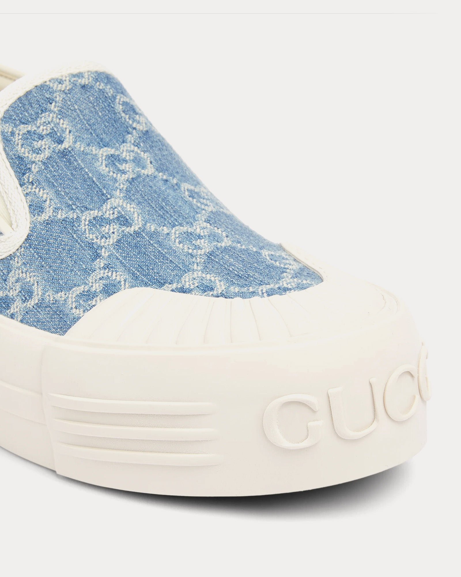 Baskets à enfiler bleu clair Gucci GG Denim – Image 4