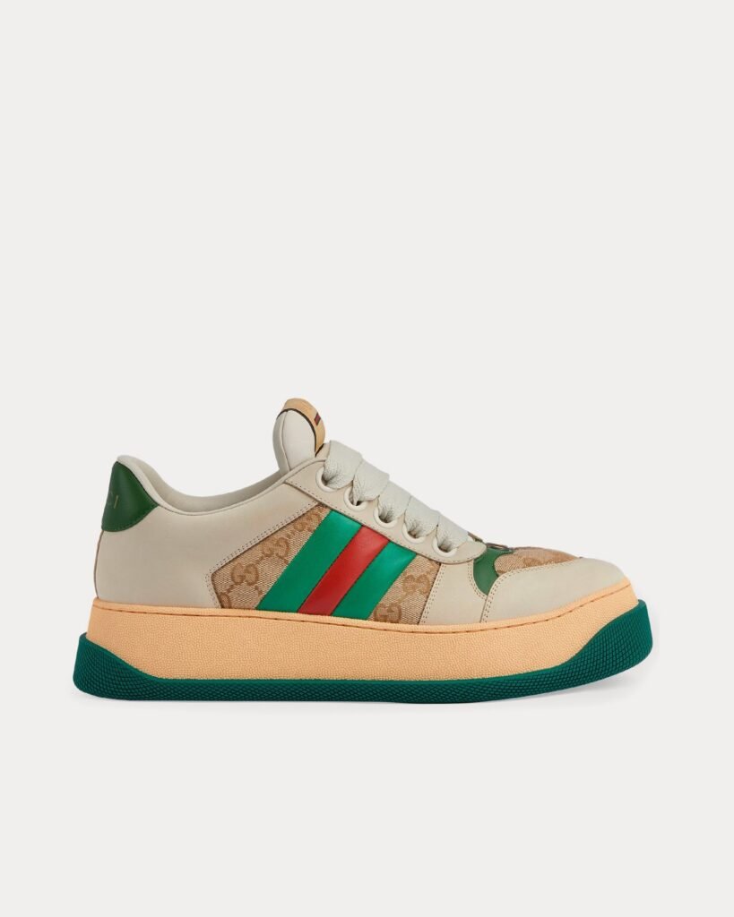 Baskets basses Gucci Screener avec bande Web et toile GG beige/vert