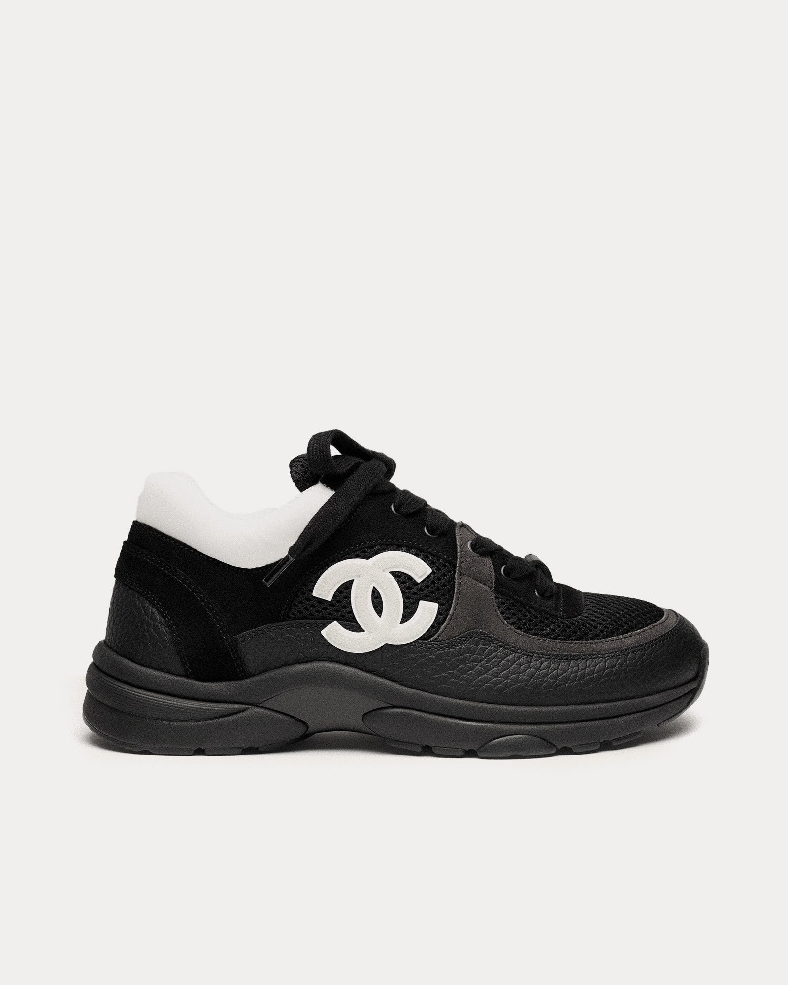 Baskets basses Chanel en mesh