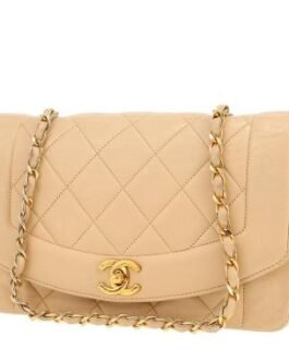 Sac bandoulière Chanel Diana en cuir matelassé beige
