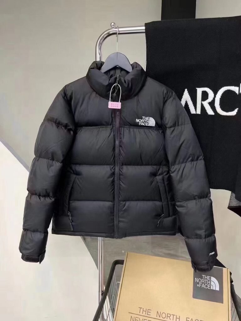 Doudoune The North Face 700 – Homme / Unisexe – Plusieurs Couleurs