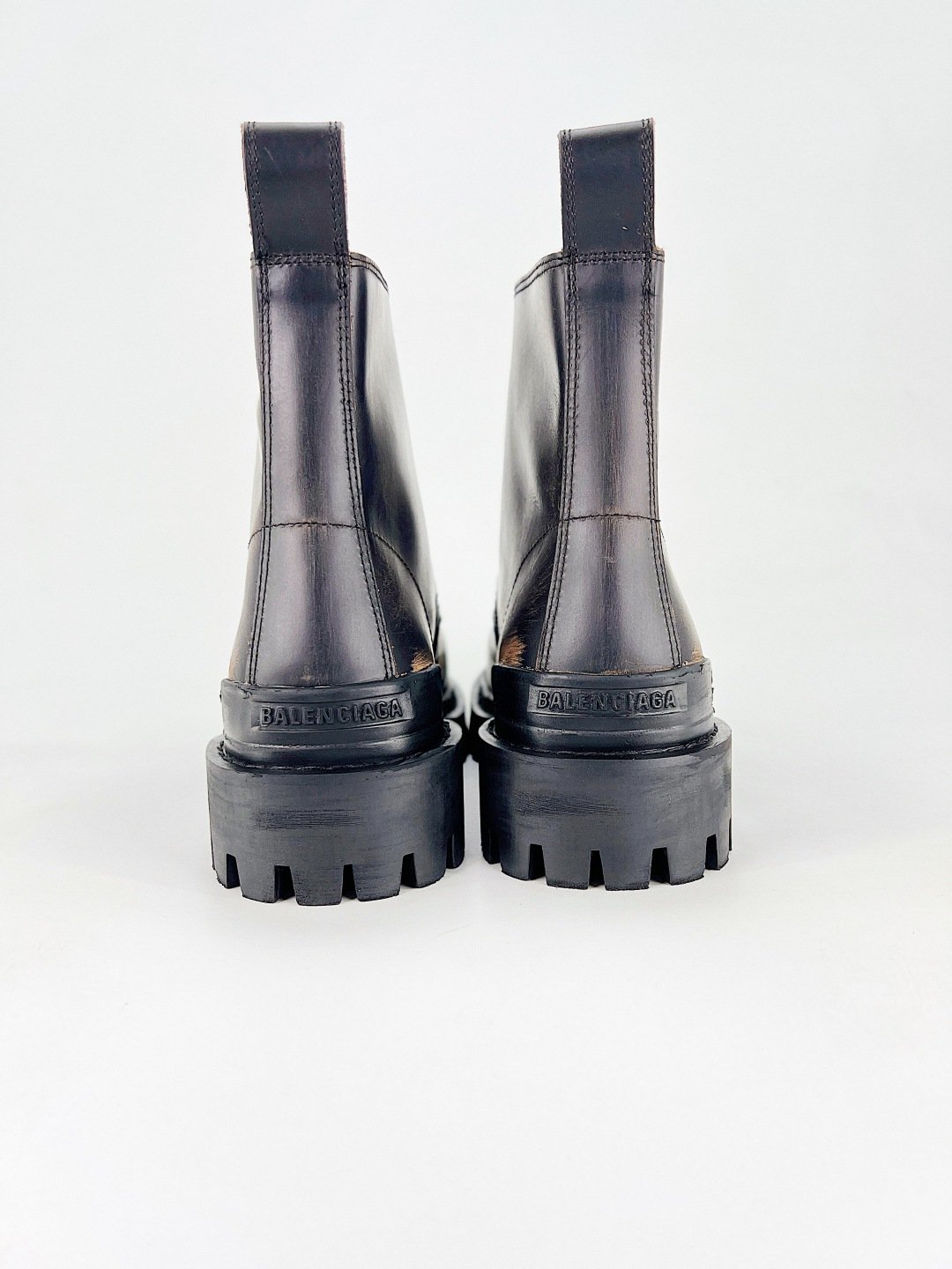 Balenciaga – Bottines Lace-Up à Semelle Épaisse – Image 7