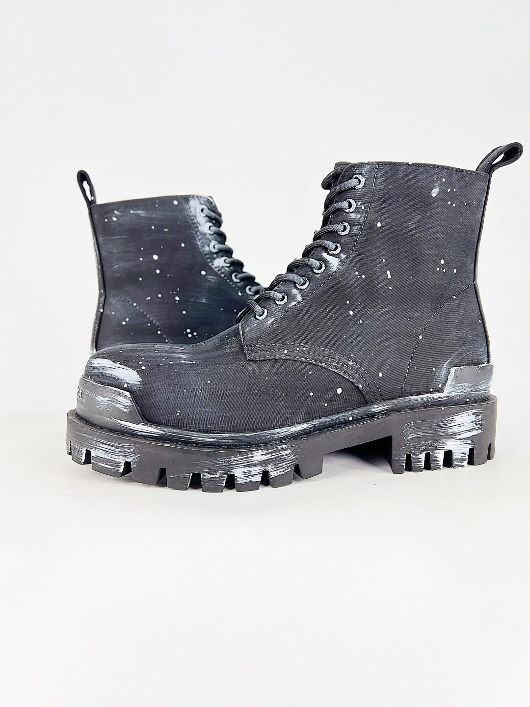 Balenciaga – Bottines Lace-Up à Semelle Épaisse – Image 9