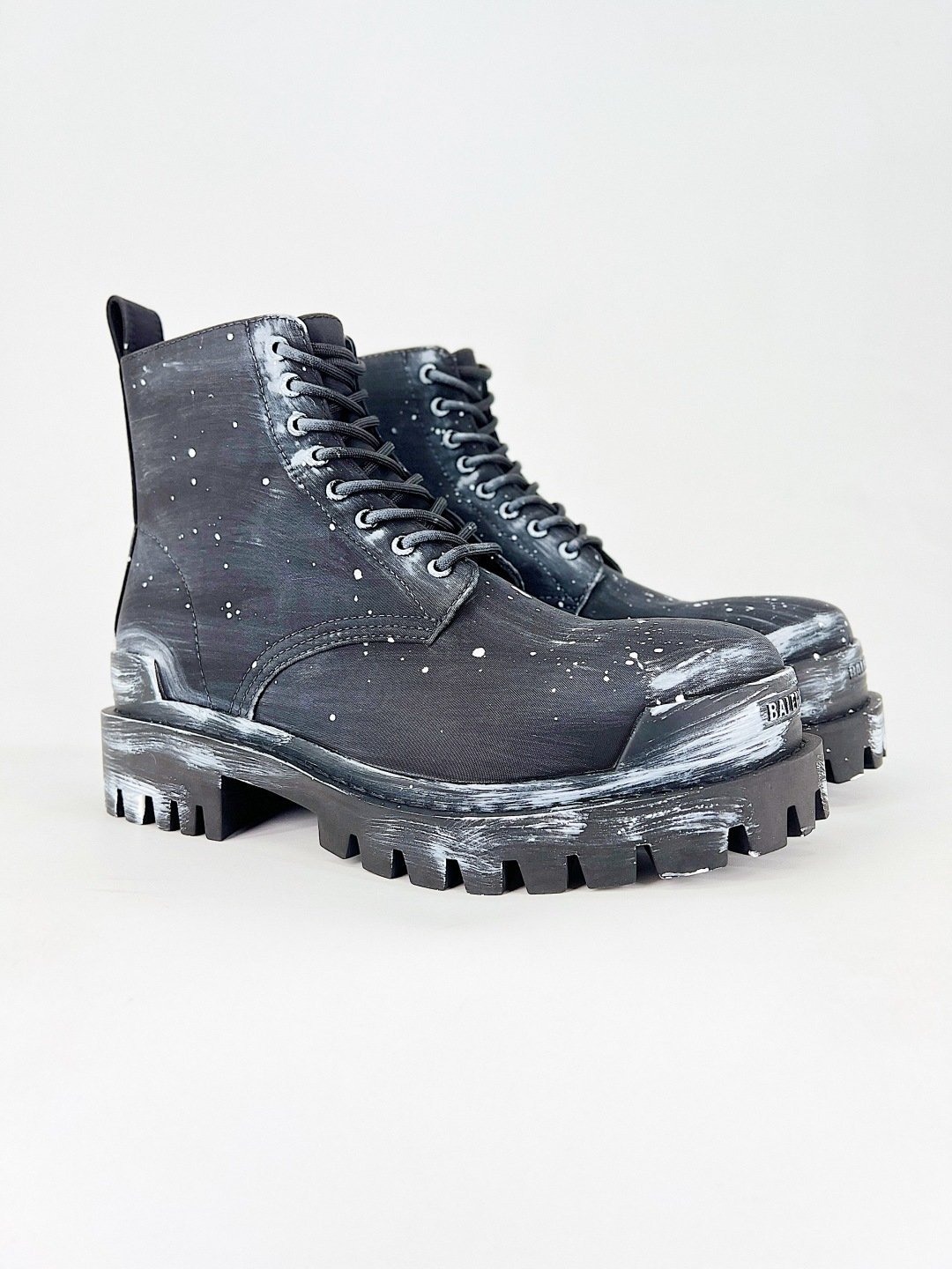 Balenciaga – Bottines Lace-Up à Semelle Épaisse – Image 10