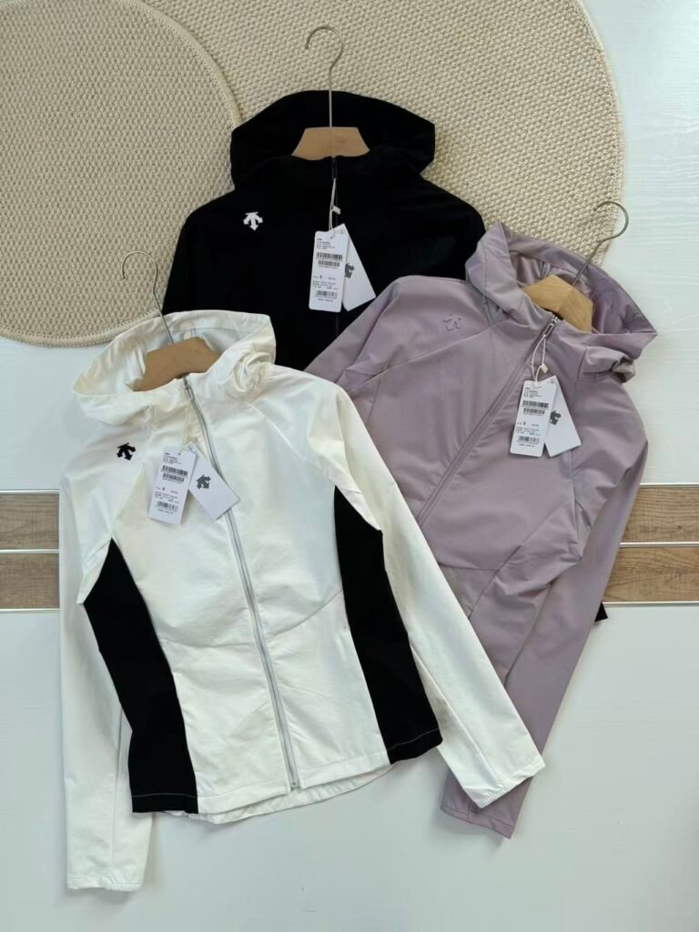 Ensemble Descente Veste et Pantalon – Tissu Technique Respirant & Coupe Évasée