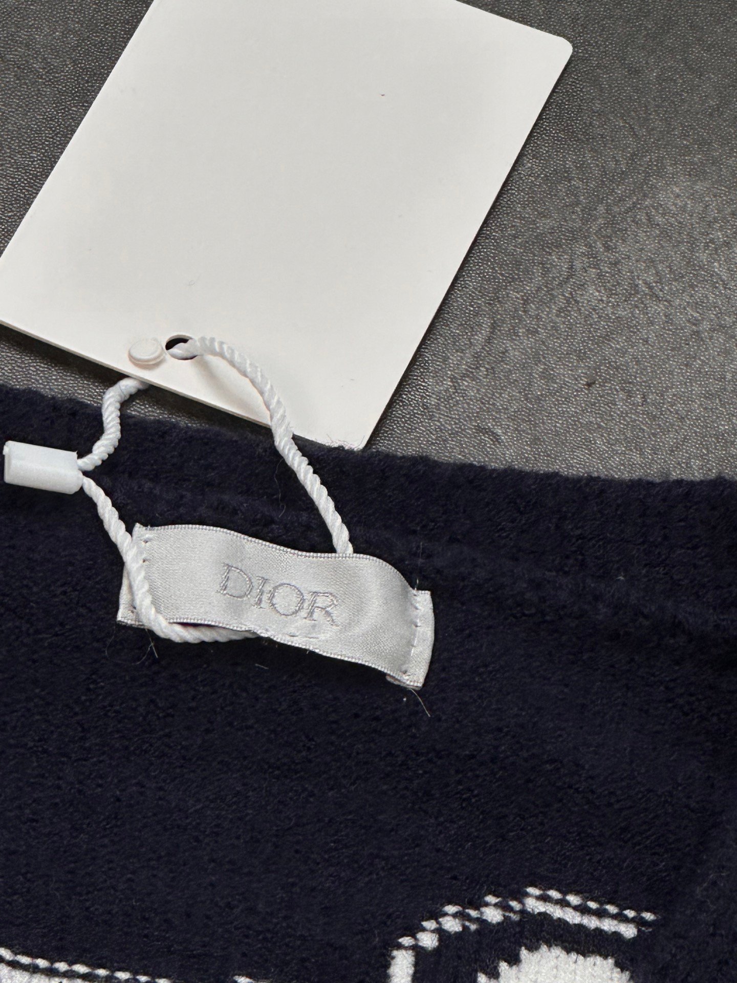 Cardigan Dior en Laine Navy – "For My Real Friends" – Logo Brodé – Image 4