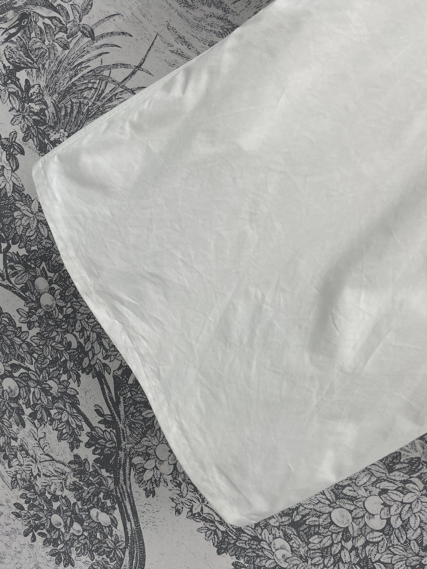 Robe courte ChloĆ© en coton blanc avec ceinture ā Image 4