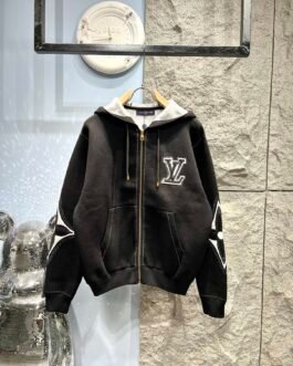 Veste Gillet à capuche Louis Vuitton en coton – Logo brodé et fermeture zippée dorée