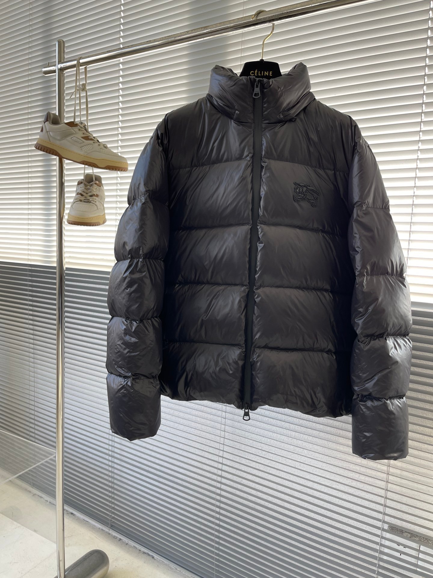 Doudoune matelassée Burberry noire – Logo Equestrian