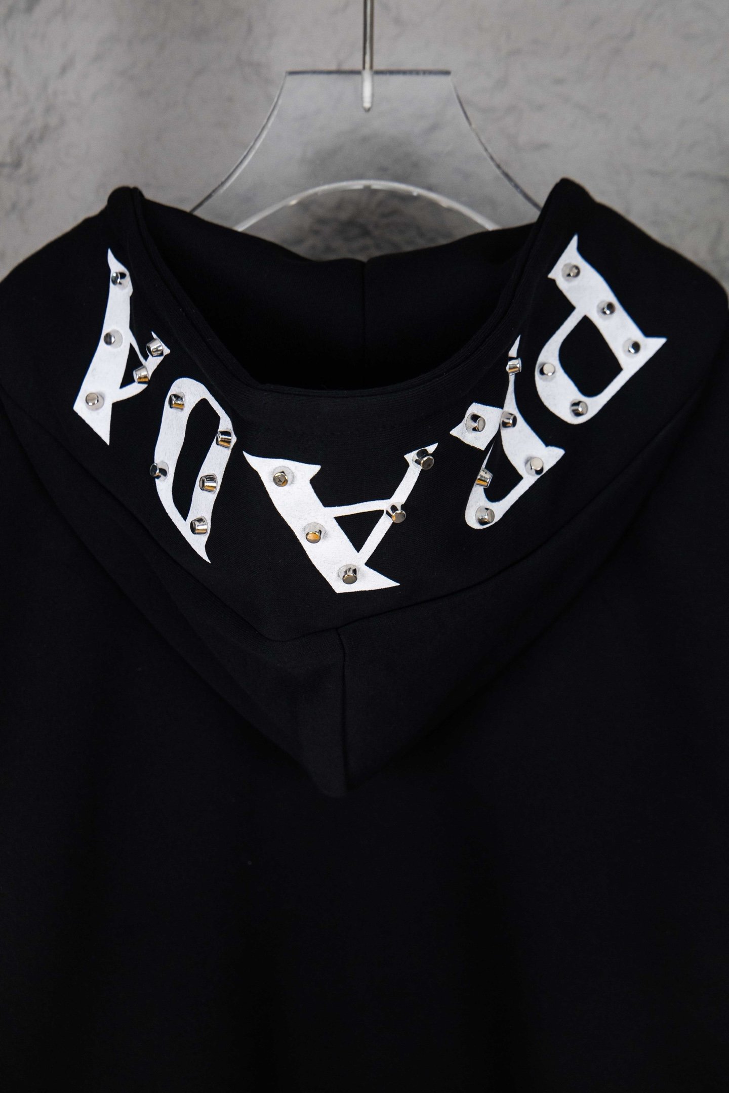 Gilet à capuche zippé noir logo triangulaire – Prada – Image 11