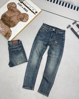Jeans Fendi bleu délavé coupe ajustée