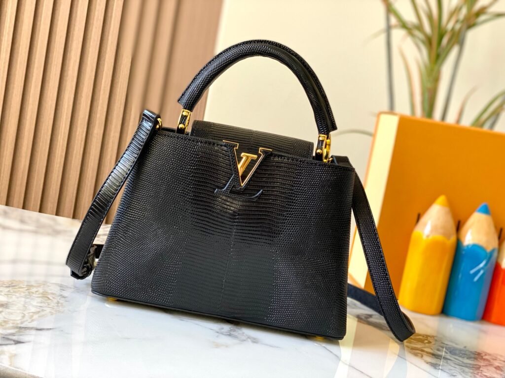 Sac Louis Vuitton Capucines MM en cuir