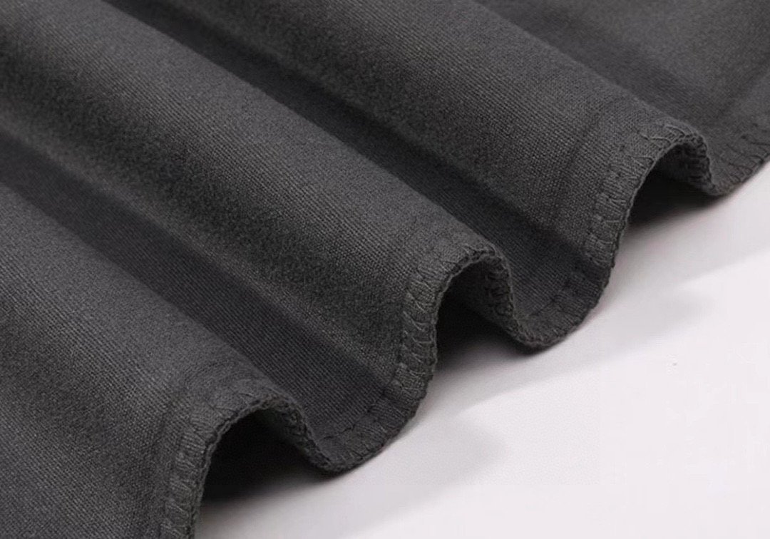 Sweat zippée à Capuche Balenciaga Noir Élegance Quotidienne et Confort – Image 7