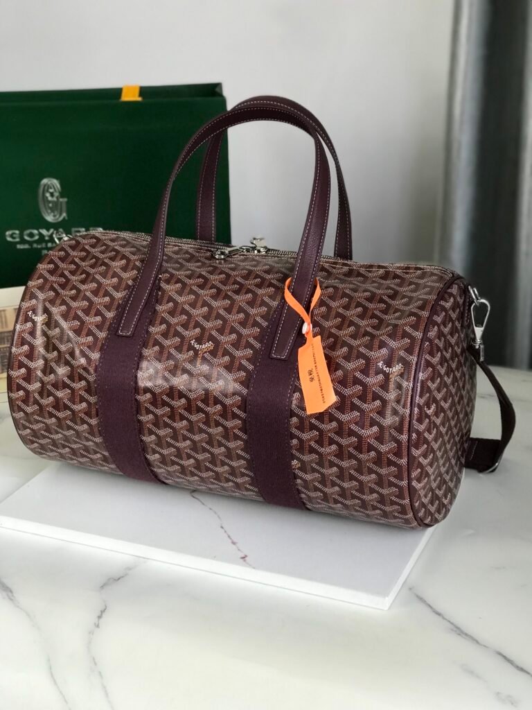 Sac de Sport Goyard Barrel 40 Marron en Toile Résistante et Élégante