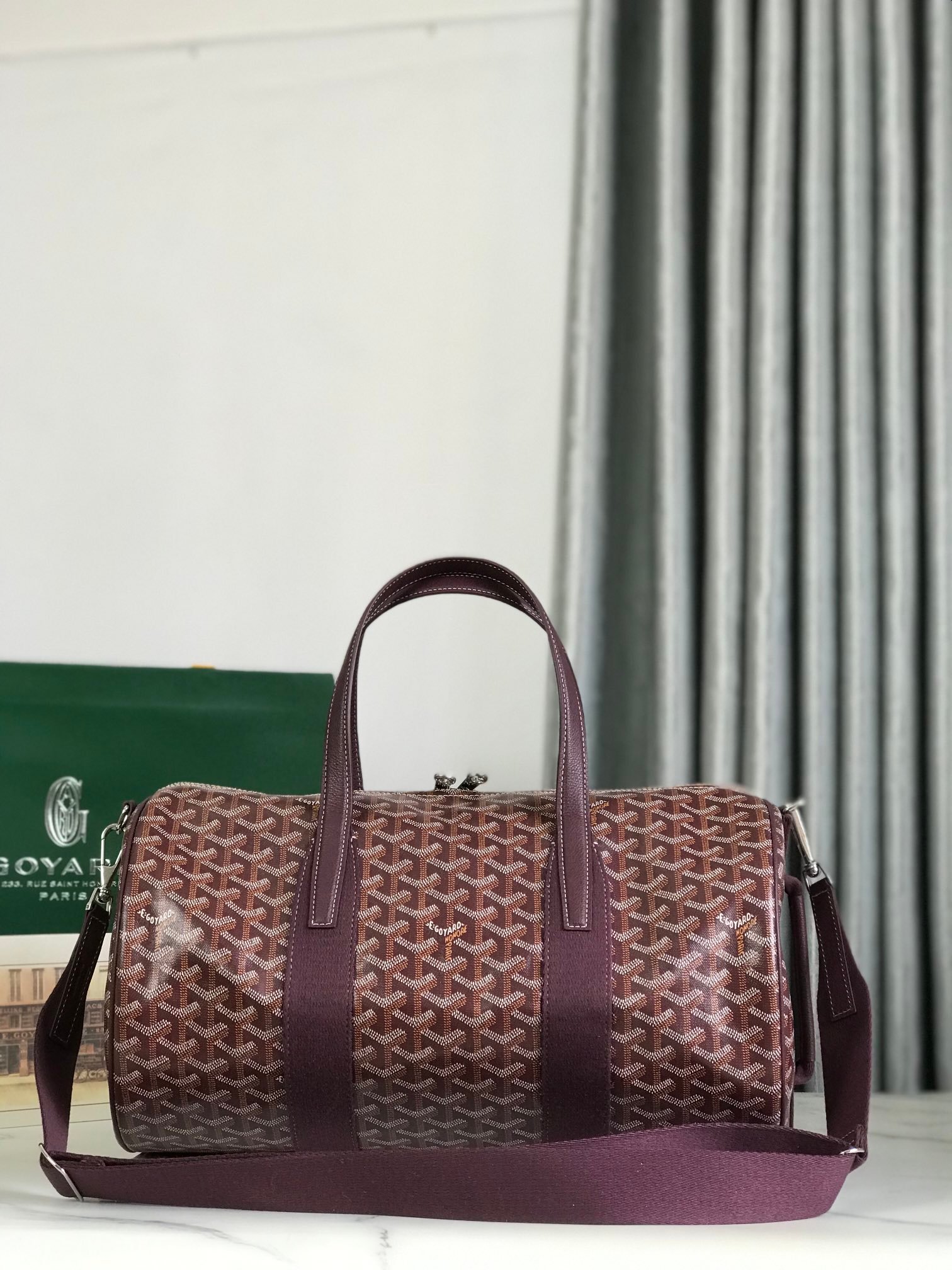 Sac de Sport Goyard Barrel 40 Marron en Toile Résistante et Élégante – Image 4