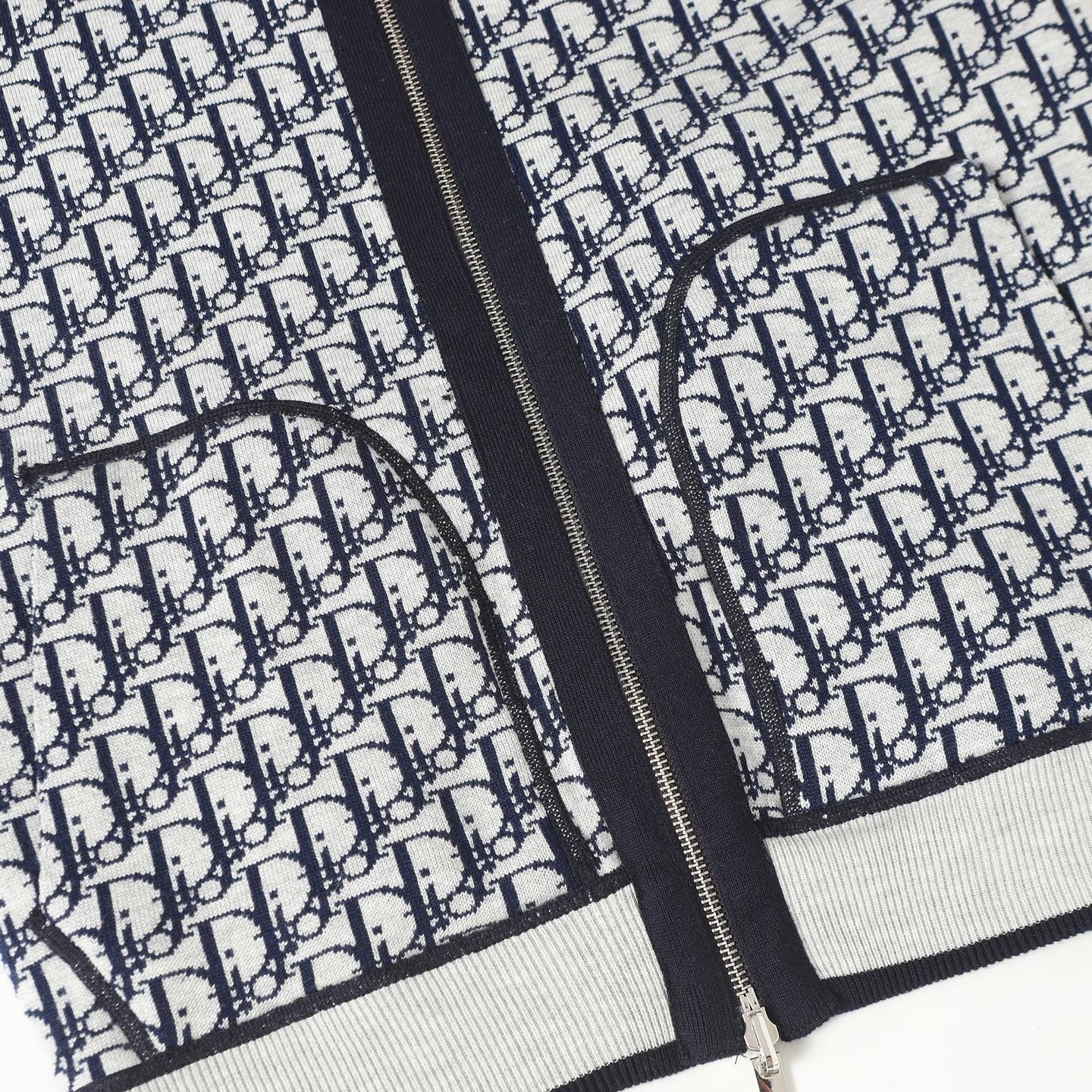 Gilet Dior Élégance Intemporelle En Vogue pour un Style Raffiné – Image 5