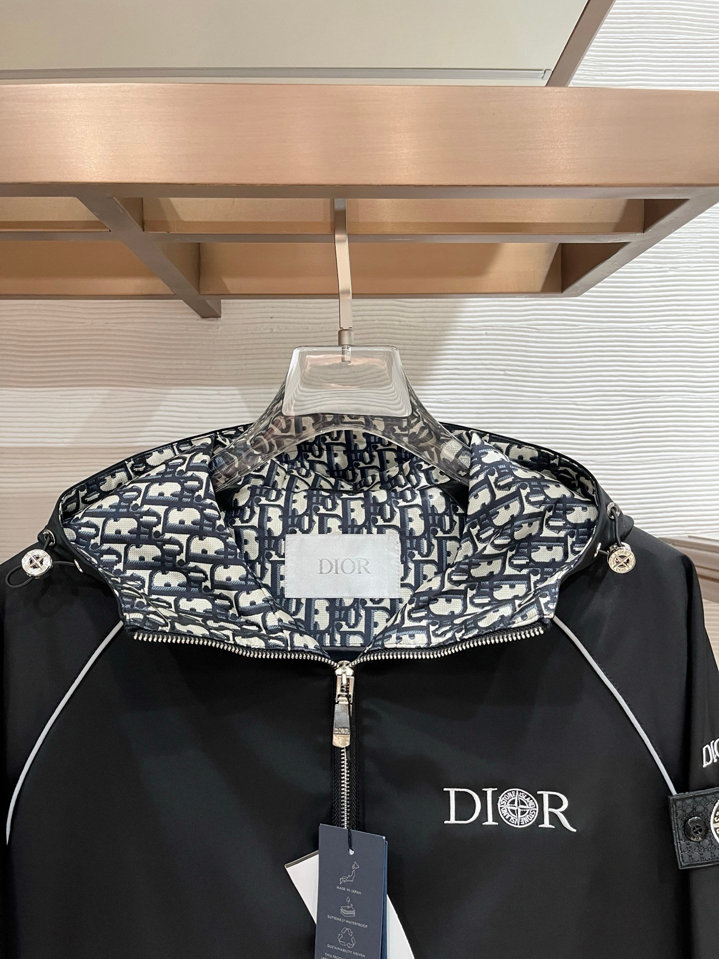 Veste Dior Stone Island Élégance & Durabilité – Taille S à XL – Image 3