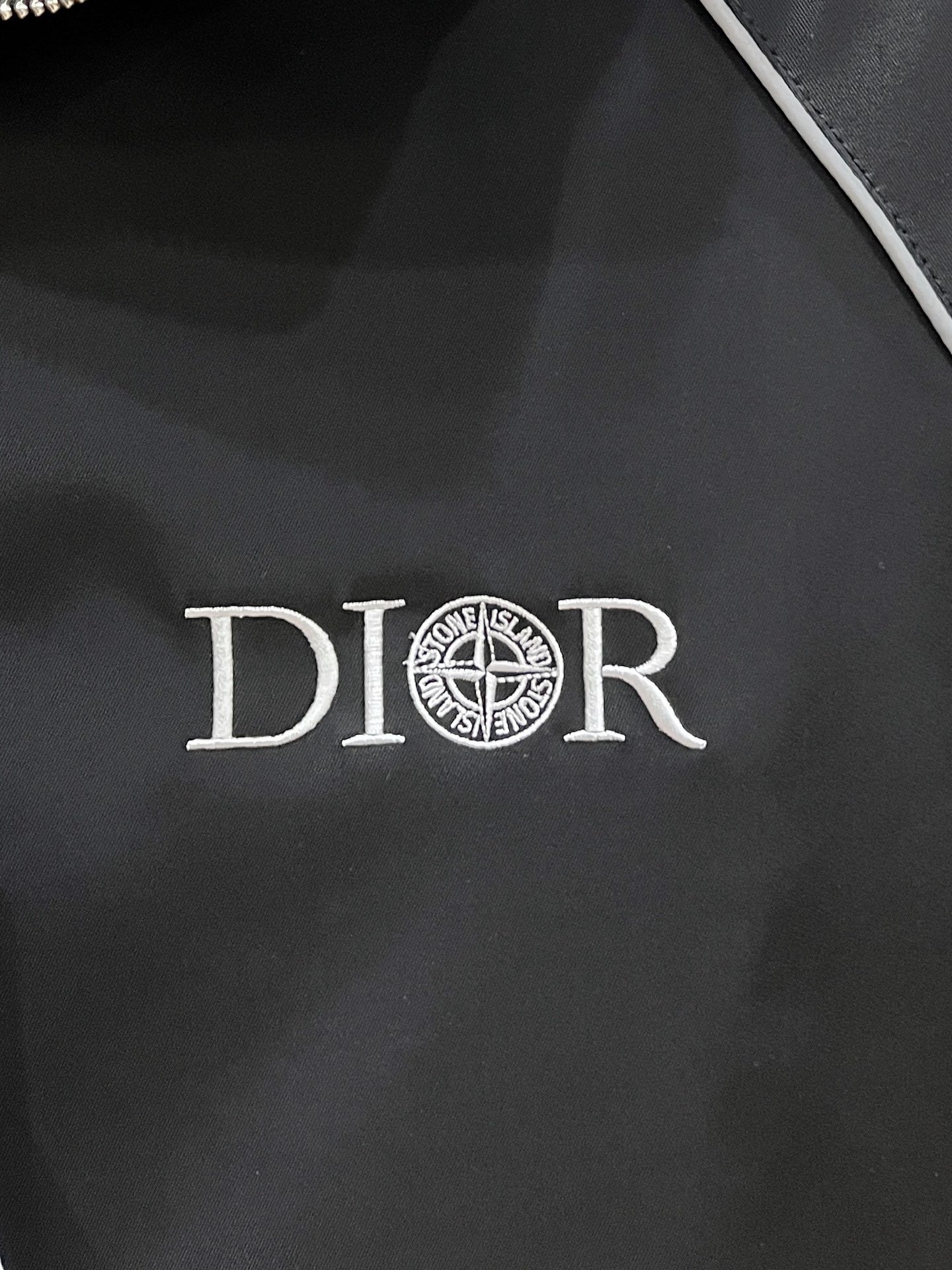 Veste Dior Stone Island Élégance & Durabilité – Taille S à XL – Image 7