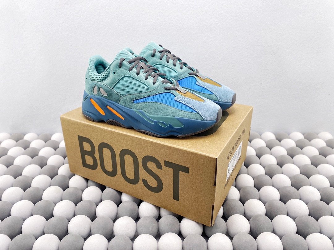 Adidas Yeezy Boost 7 Sneakers Confort et Style Moderne