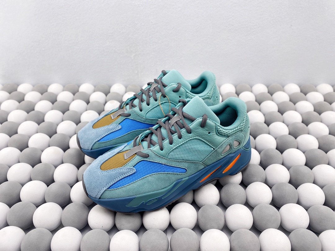 Adidas Yeezy Boost 7 Sneakers Confort et Style Moderne – Image 2