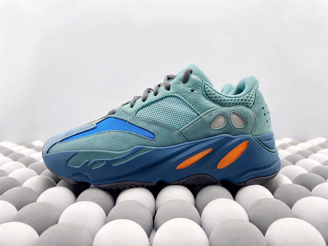 Adidas Yeezy Boost 7 Sneakers Confort et Style Moderne – Image 4