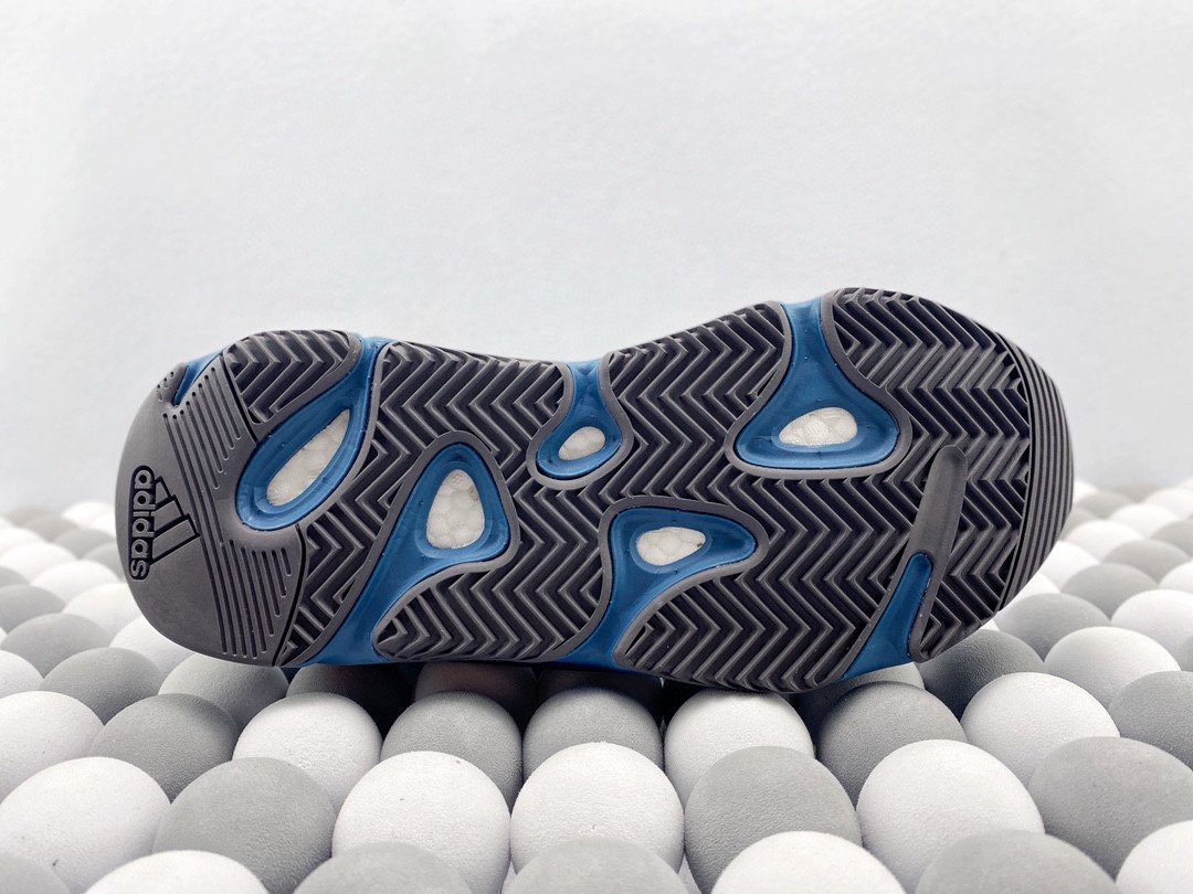 Adidas Yeezy Boost 7 Sneakers Confort et Style Moderne – Image 9