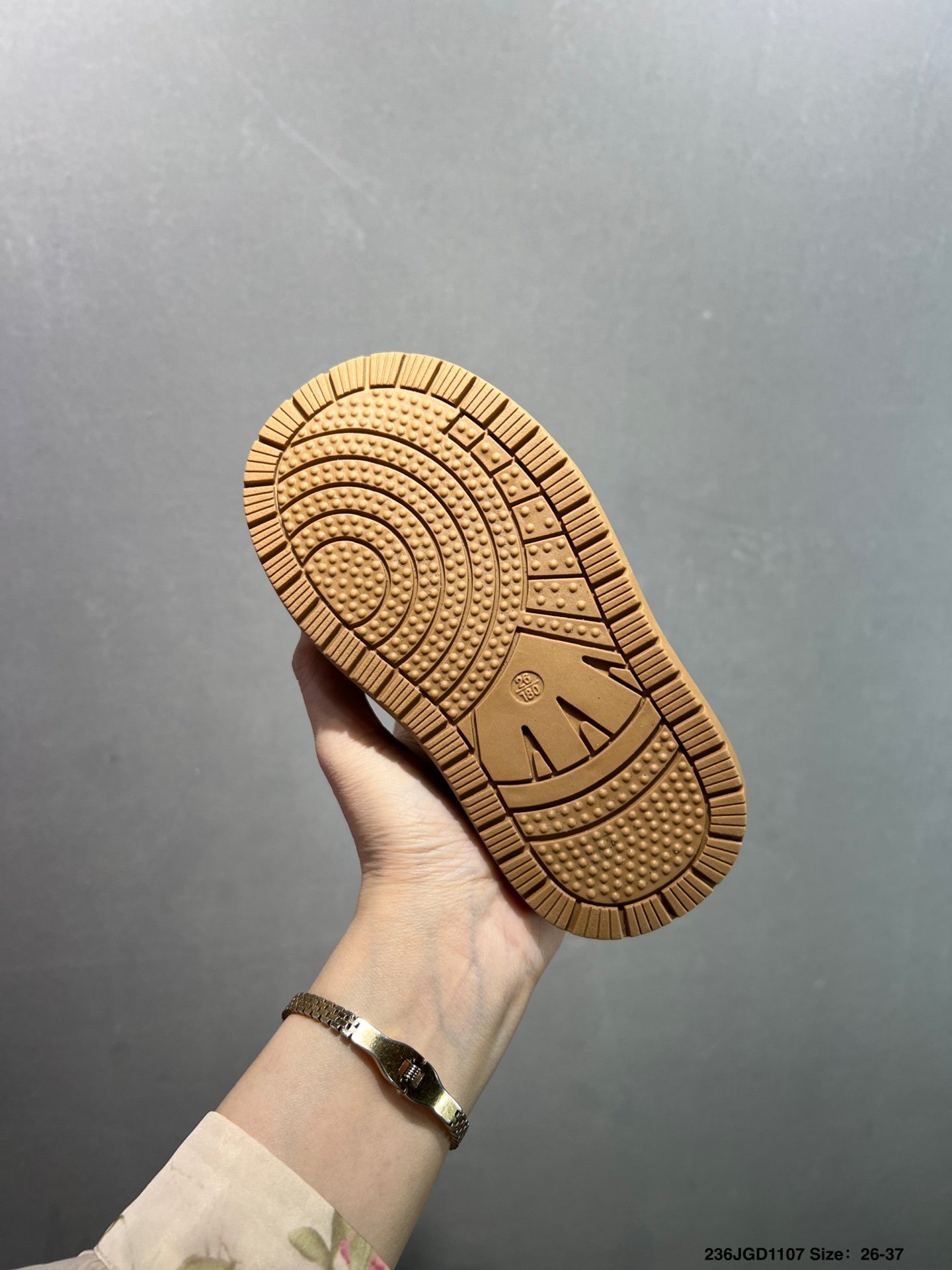 Bottes UGG en cuir élégantes, confort et durabilité, tailles 25-37 – Image 10