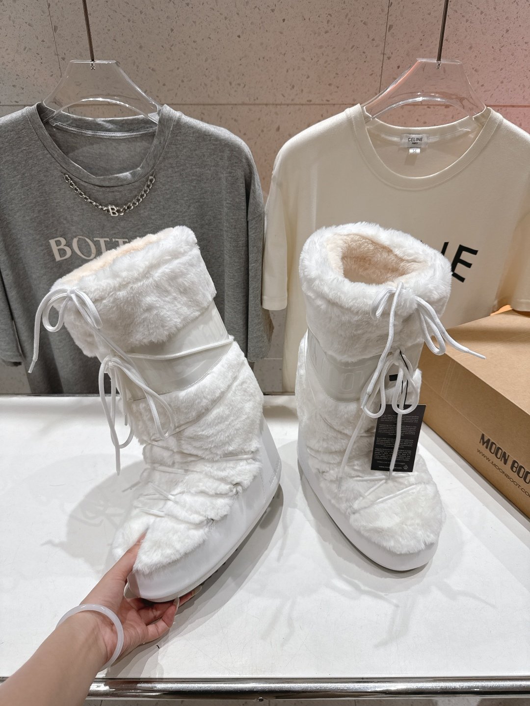 Bottes de neige Moon Boot élégantes, chaudes et antidérapantes