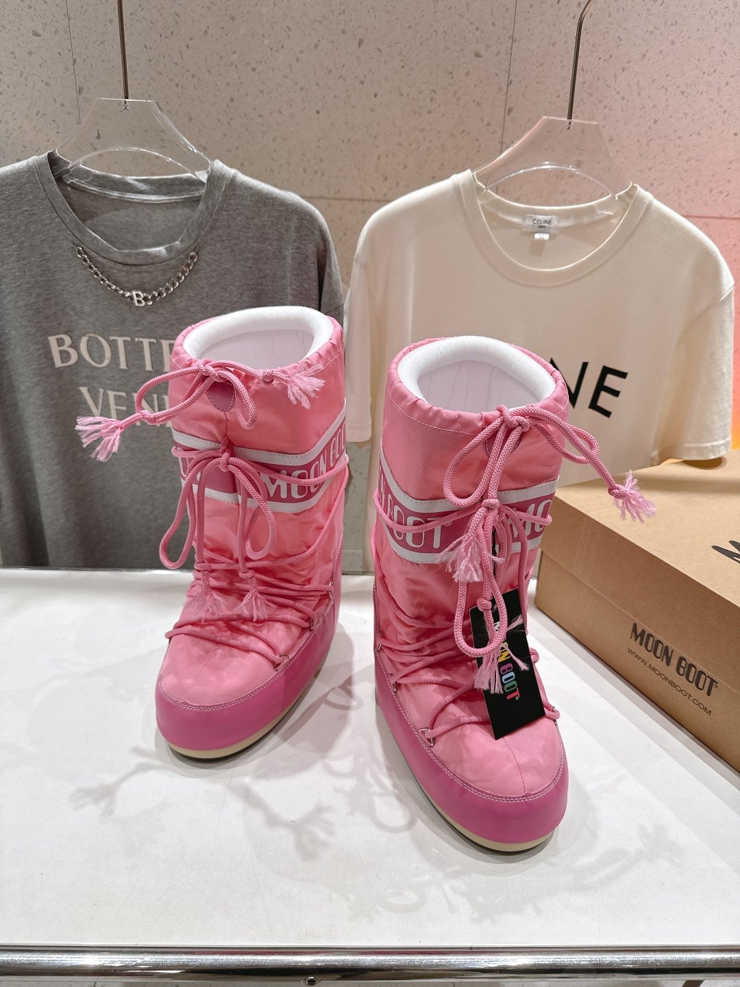 Bottes de neige Moon Boot élégantes, chaudes et antidérapantes – Image 30