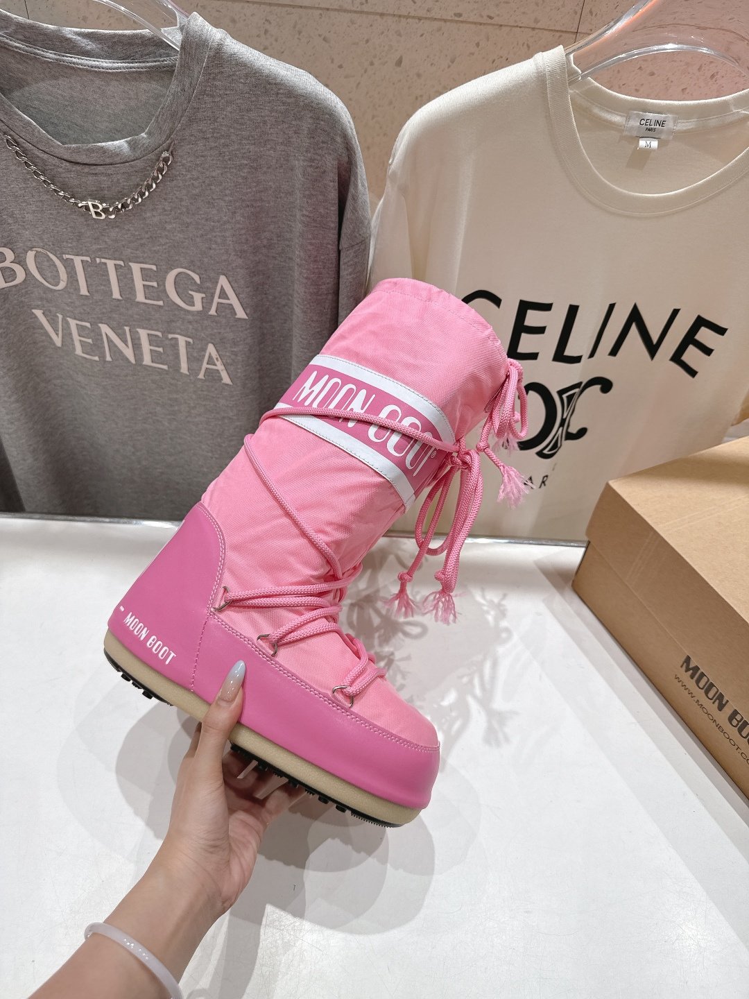 Bottes de neige Moon Boot élégantes, chaudes et antidérapantes – Image 33