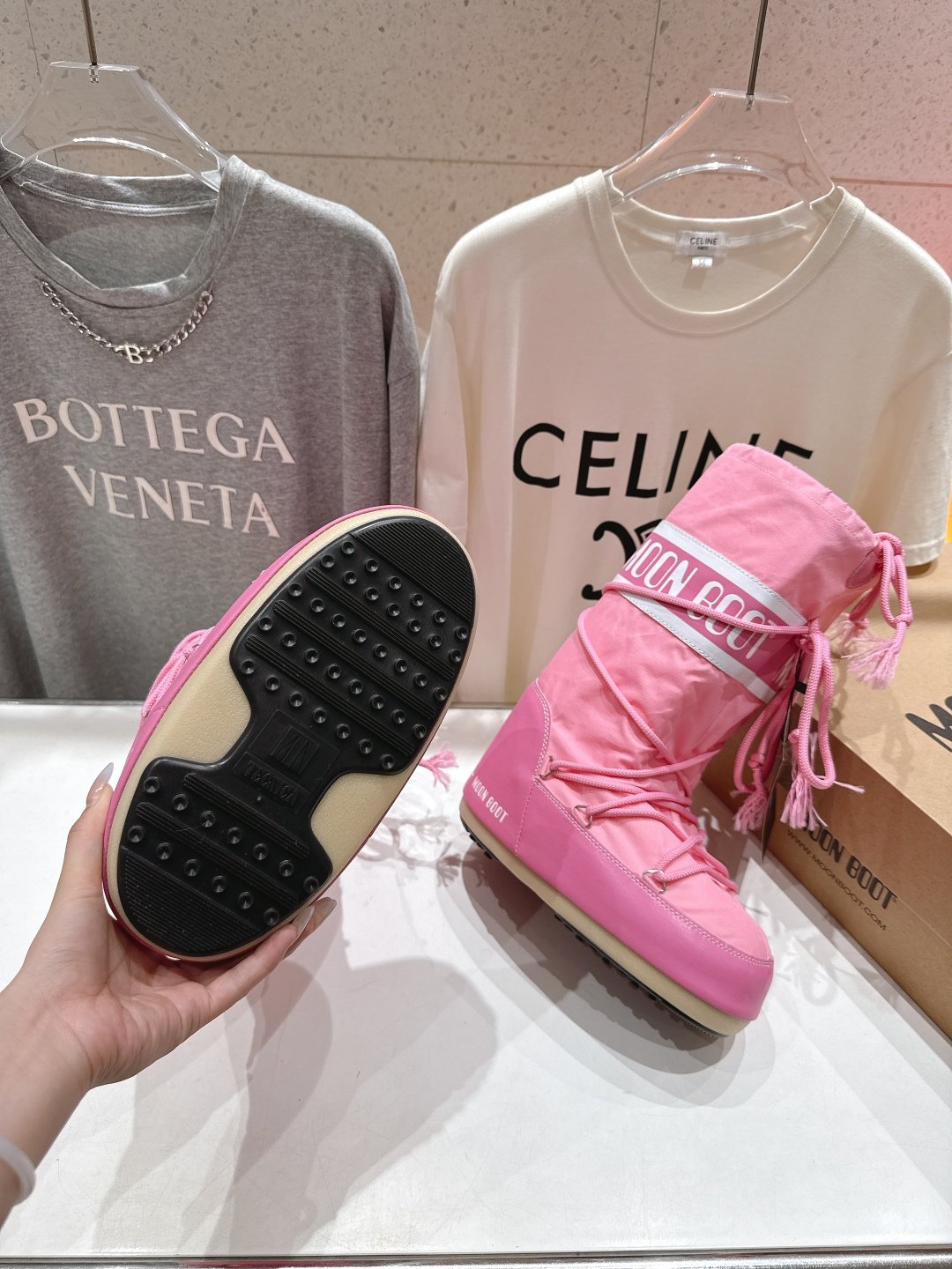 Bottes de neige Moon Boot élégantes, chaudes et antidérapantes – Image 37