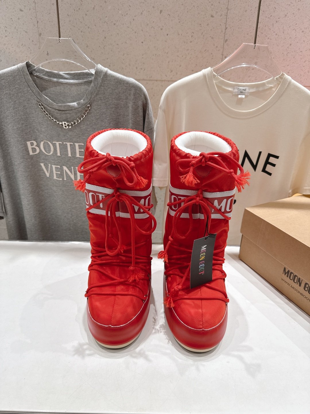 Bottes de neige Moon Boot élégantes, chaudes et antidérapantes – Image 38