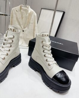 Bottes Chanel en cuir élégantes – Confort et style intemporel