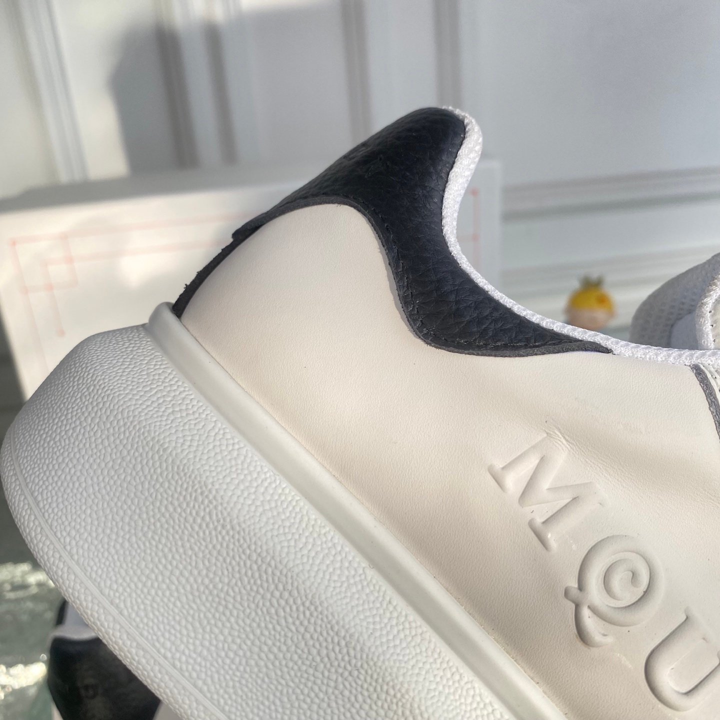 Chaussure Alexander Mc Queen élégance et confort en plusieurs couleurs – Image 5