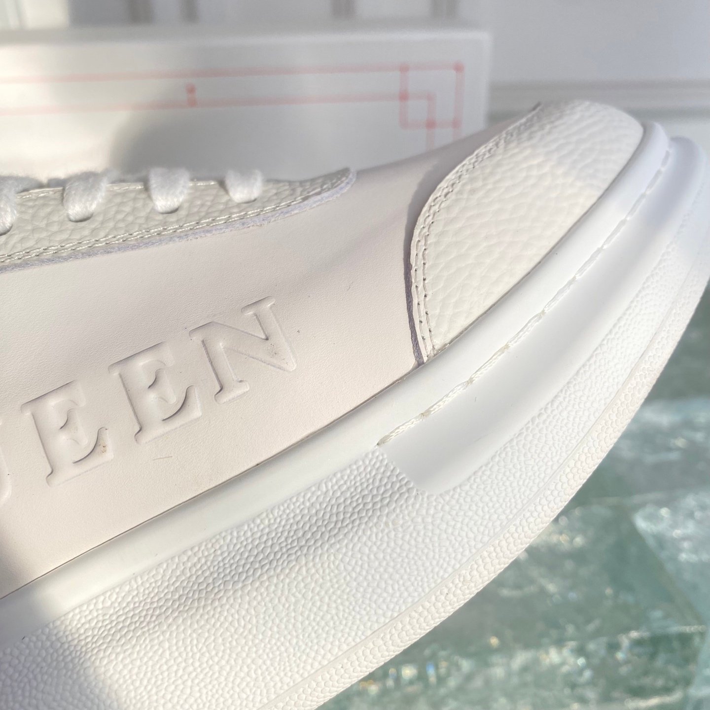 Chaussure Alexander Mc Queen élégance et confort en plusieurs couleurs – Image 13