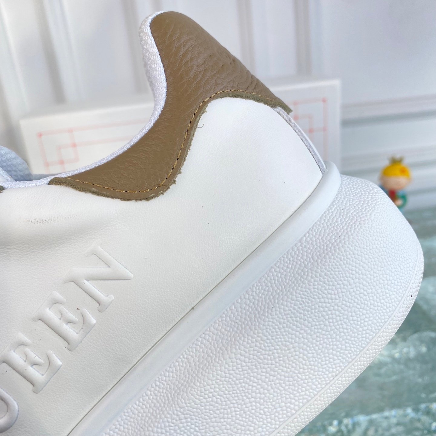 Chaussure Alexander Mc Queen élégance et confort en plusieurs couleurs – Image 21