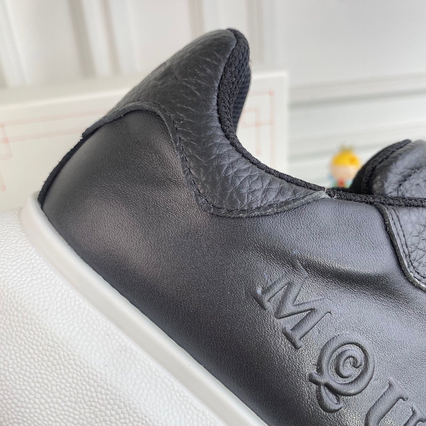 Chaussure Alexander Mc Queen élégance et confort en plusieurs couleurs – Image 32