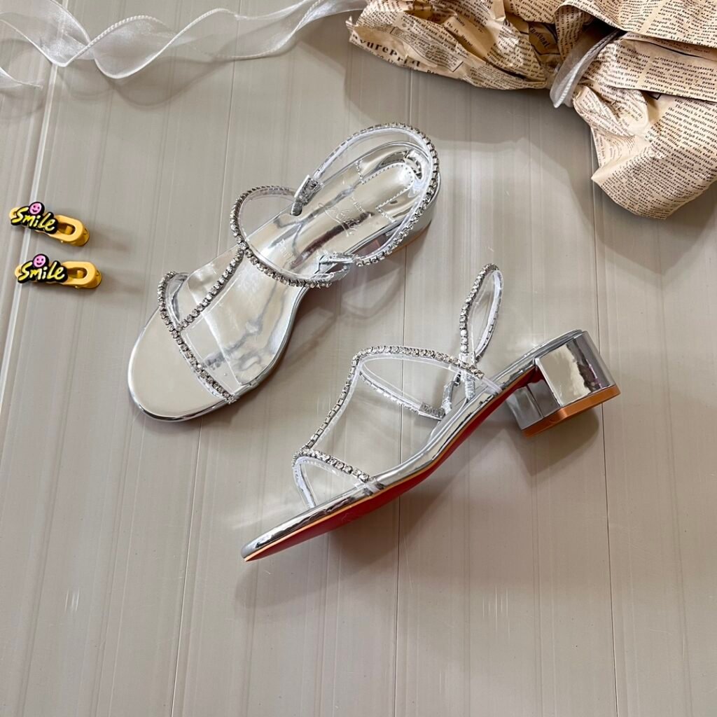 Escarpin Louboutin Luxe Confort – Élégance Intemporelle et Talons