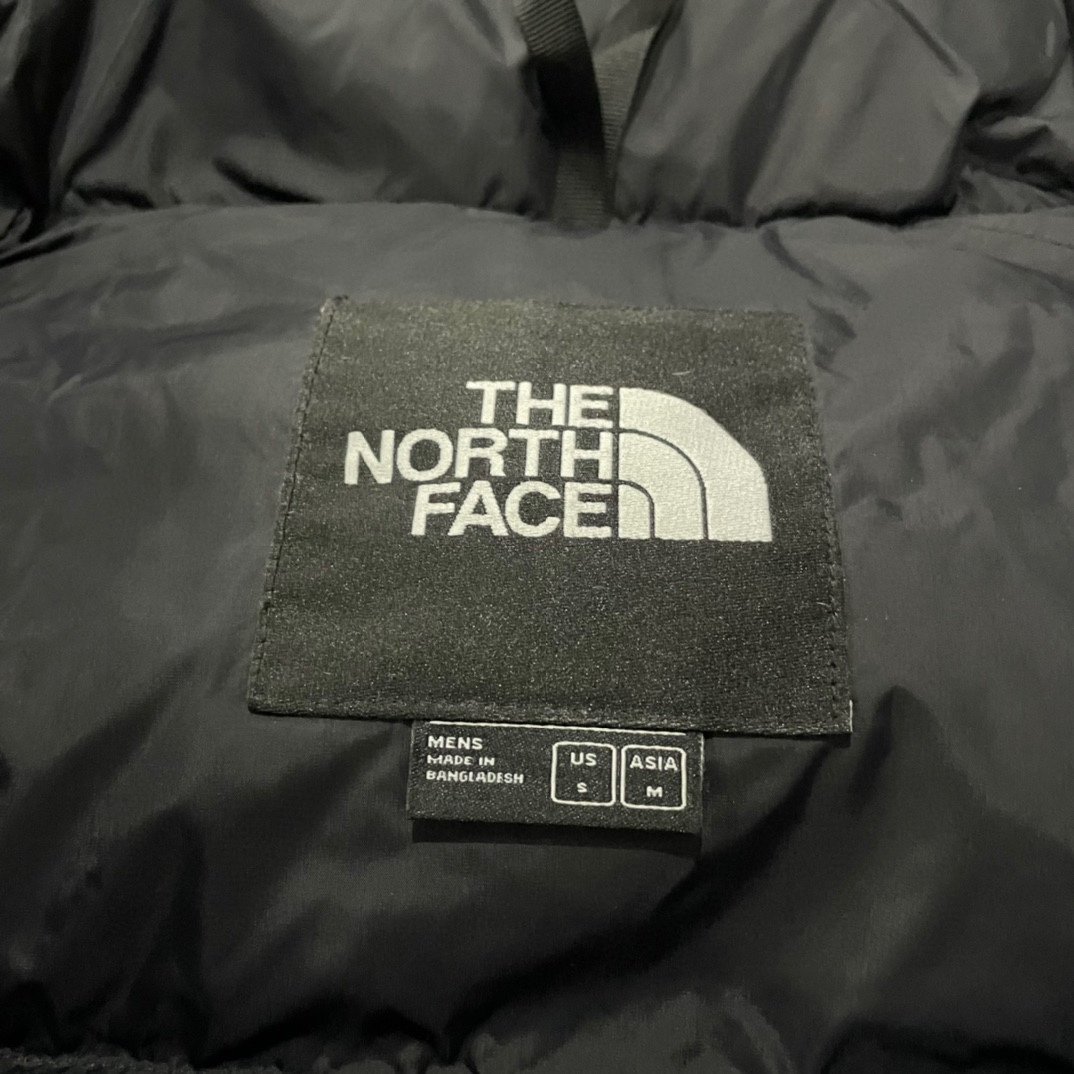 Doudoune North Face légère et chaude pour hiver, style et protection – Image 25