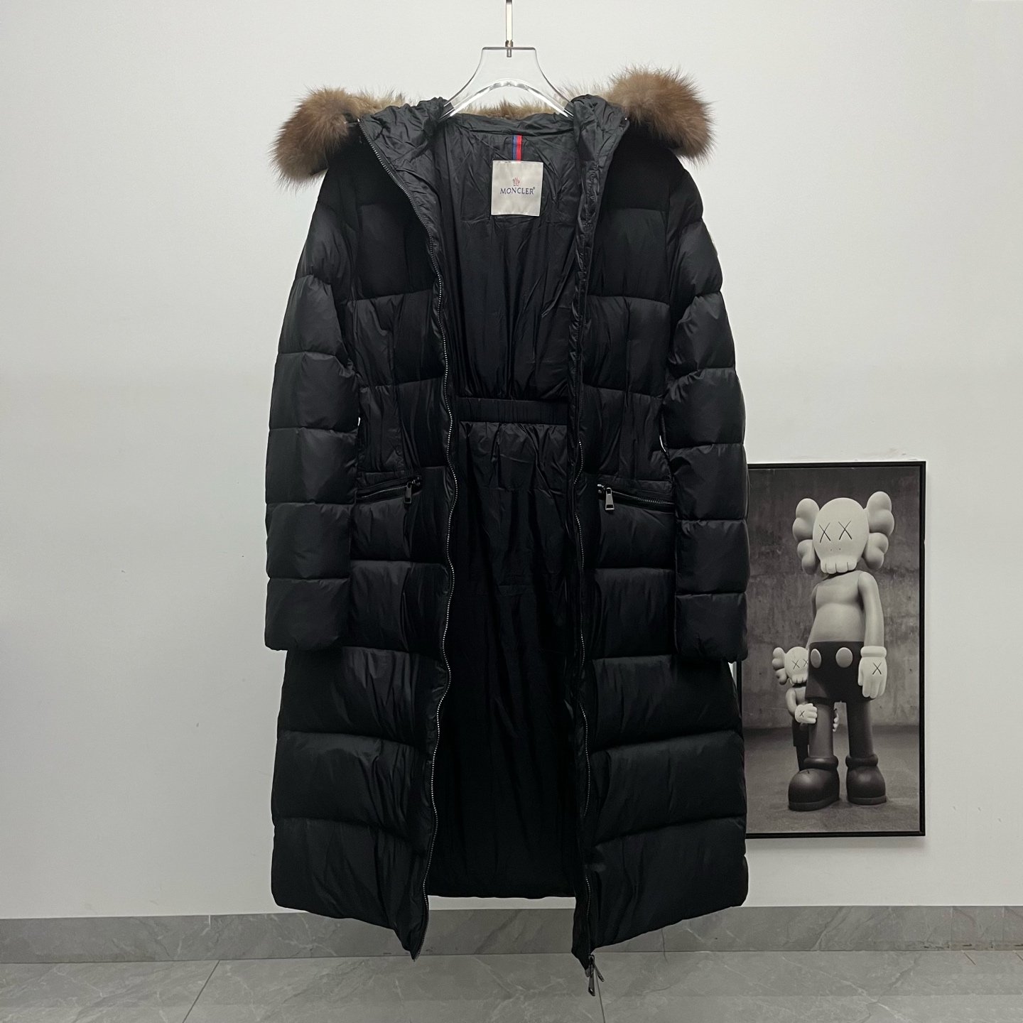 Doudoune Moncler longue avec fourrure – Élégance et chaleur ultime – Image 5