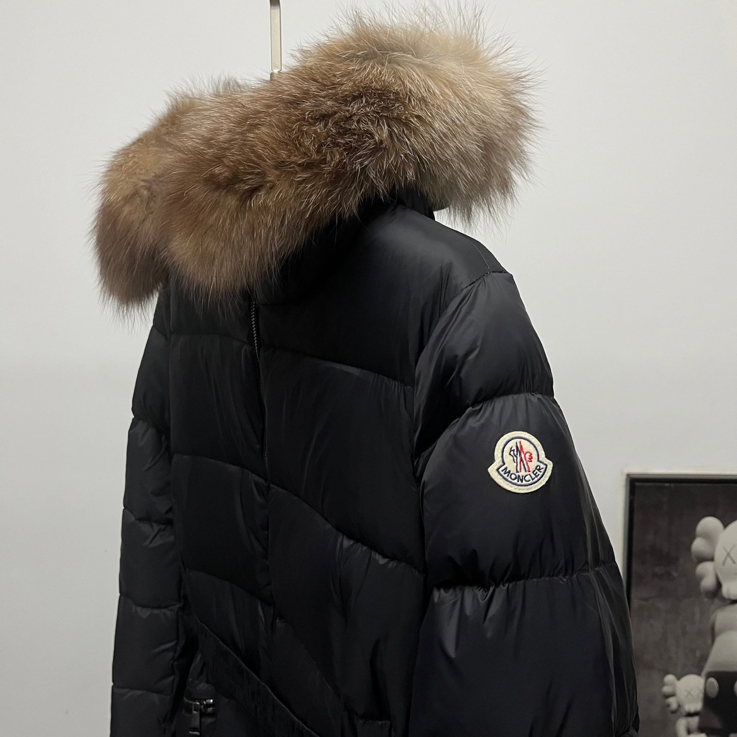 Doudoune Moncler longue avec fourrure – Élégance et chaleur ultime – Image 7