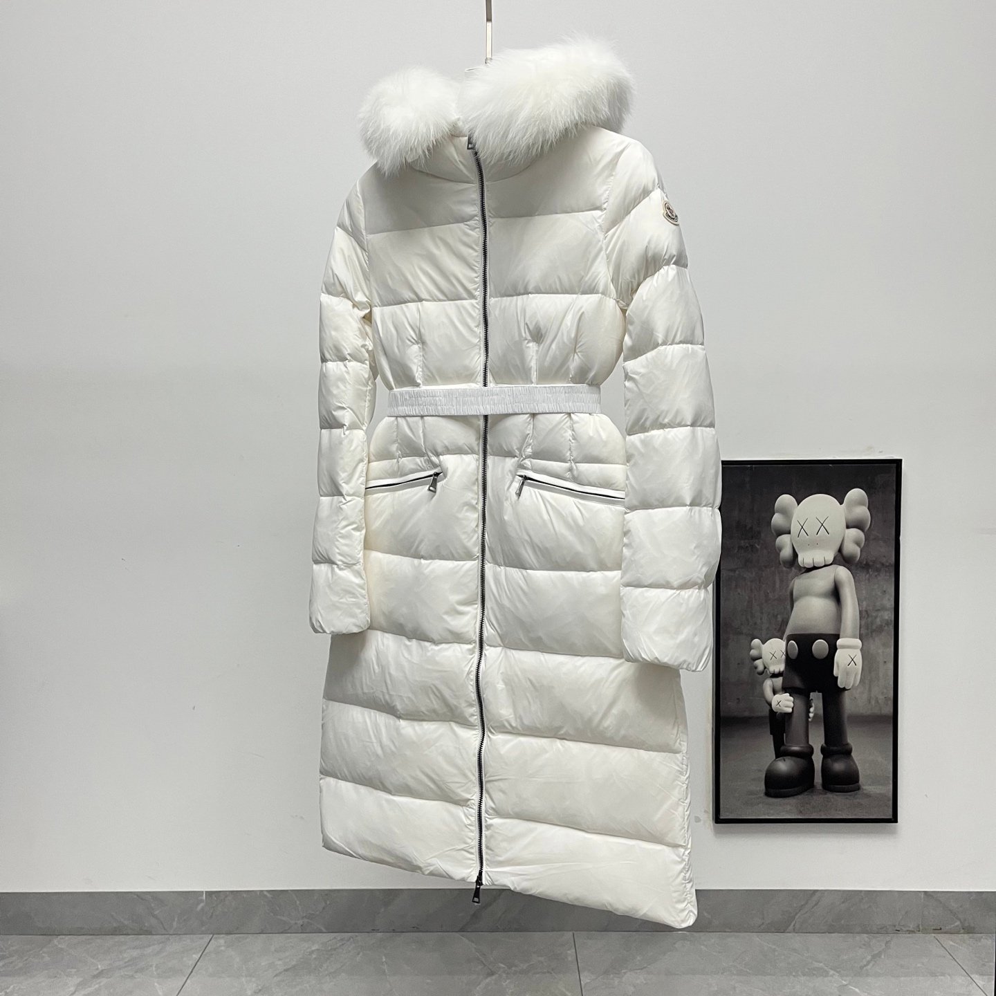Doudoune Moncler longue avec fourrure – Élégance et chaleur ultime – Image 11