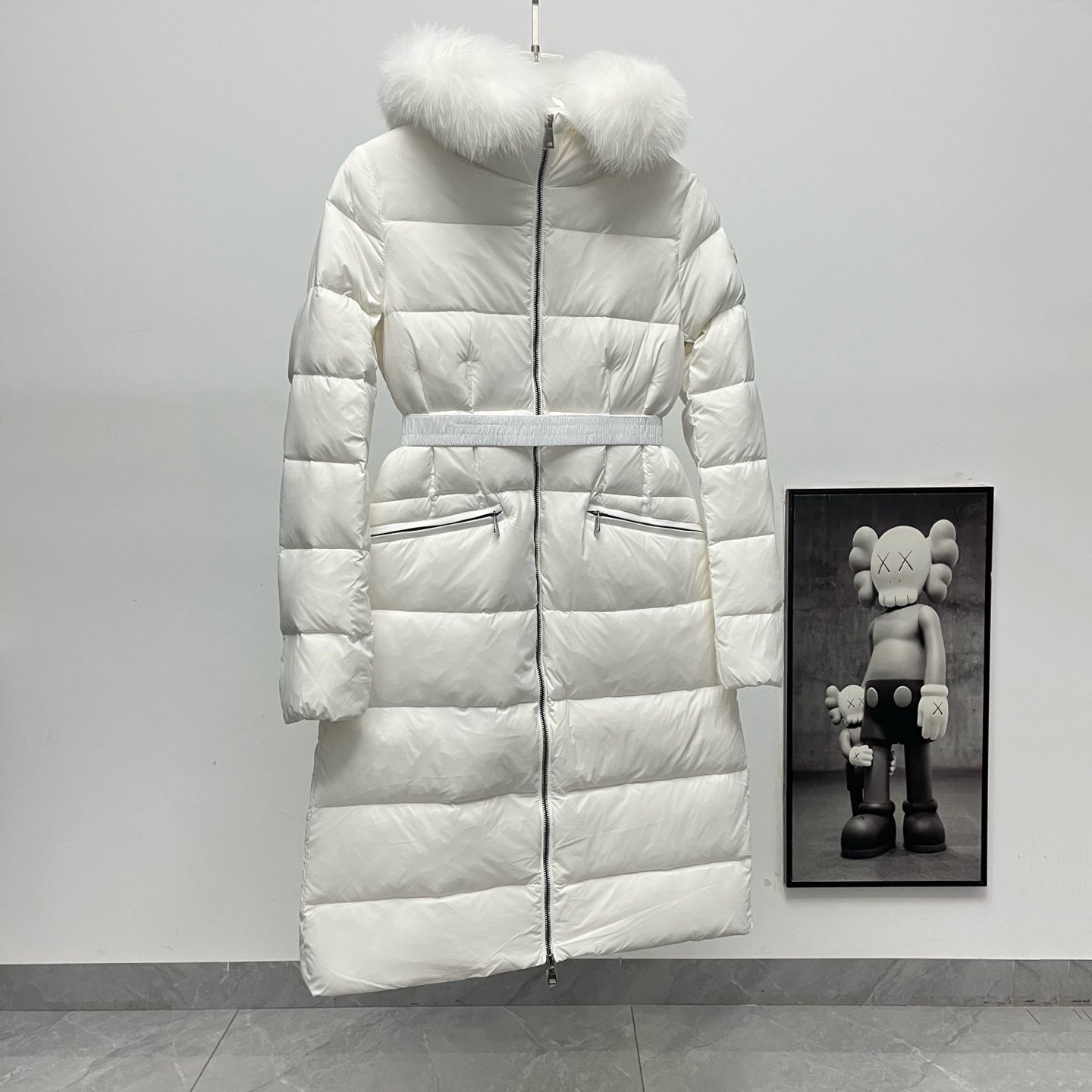 Doudoune Moncler longue avec fourrure – Élégance et chaleur ultime – Image 13