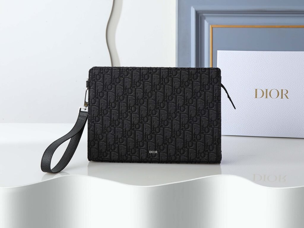 Portefeuille Dior, un accessoire d’élégance et de sophistication