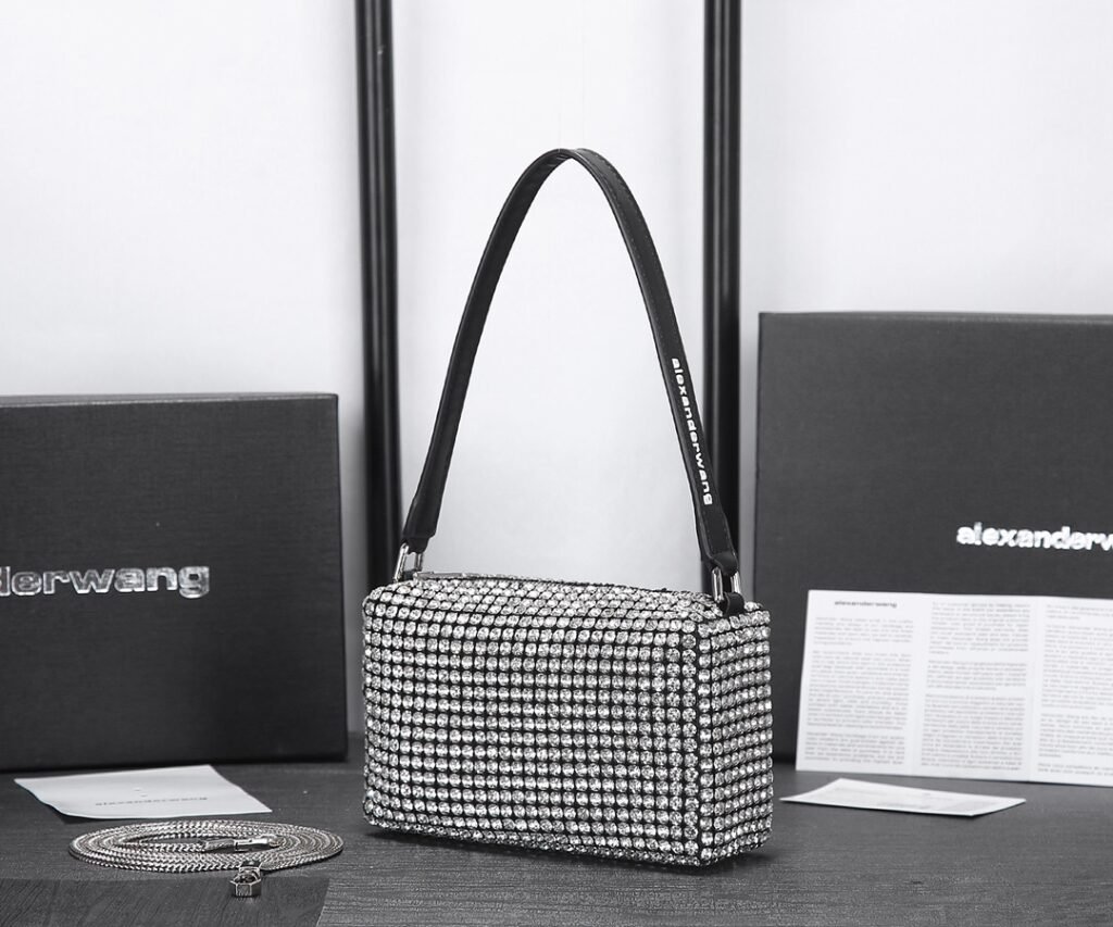 Sac à bandoulière Alexander Wang en strass, chic et tendance